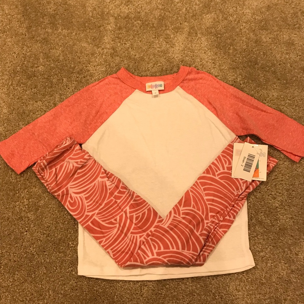 Size 2 LuLaRoe Sloan w/ matching S/M LLR leggings